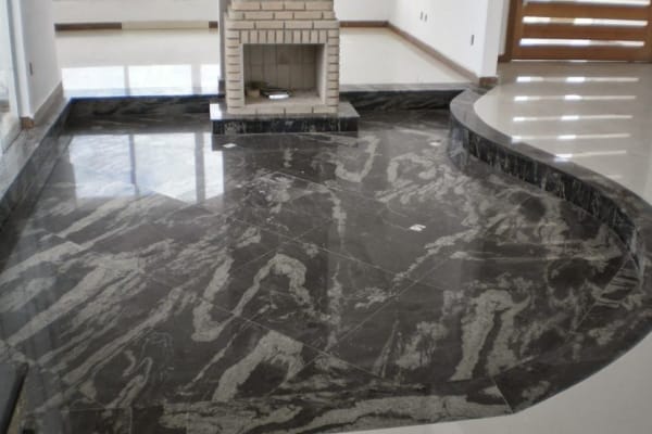 contrapiso cinza escuro resinado