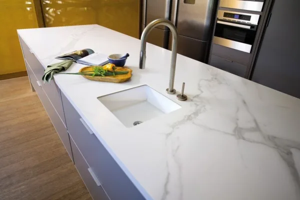bancada de porcelanato liquido